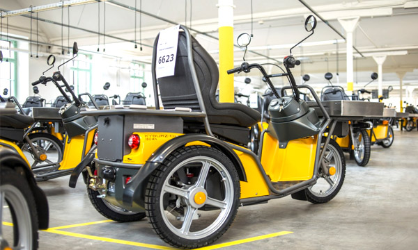 Sonderanfertigung Senioren Elektrofahrzeug und Senioren-Mobil mit 3 Rädern und 4 Rädern.